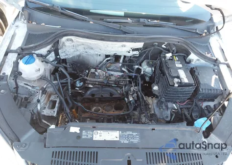 2010 Volkswagen Tiguan Se z USA, uszkodzony, nr VIN WVGAV7AX1AW001114